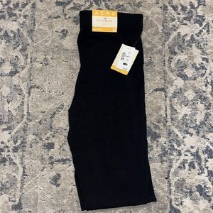 Juniors size M black leggings